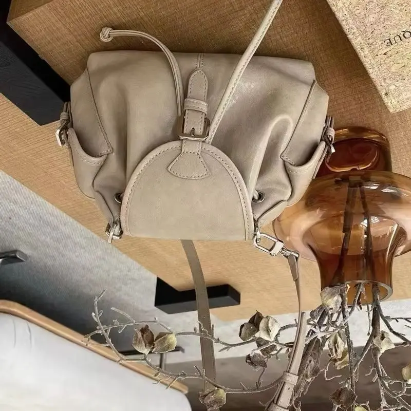 

Fashion Leisure Mori Go Out Backpack Retro Commuter Backpack Exquisite Simplicity Fashion Trend High Value High Quality Sweet