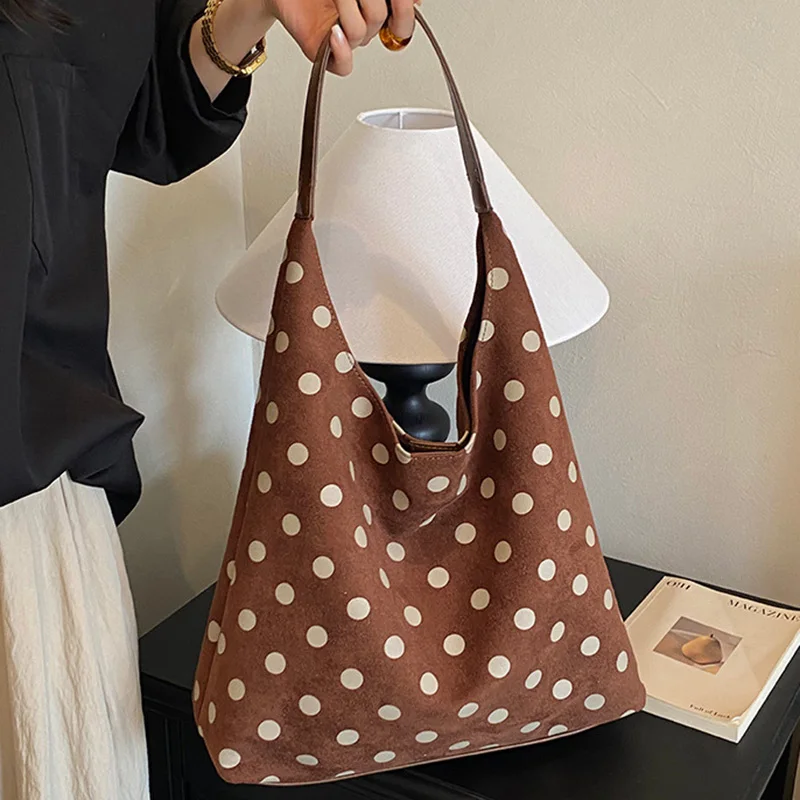 New Korean Version Simple And Spacious Polka Dot Durable Commuting Handbag Korean Style Large Capacity Underarm Tote Bag