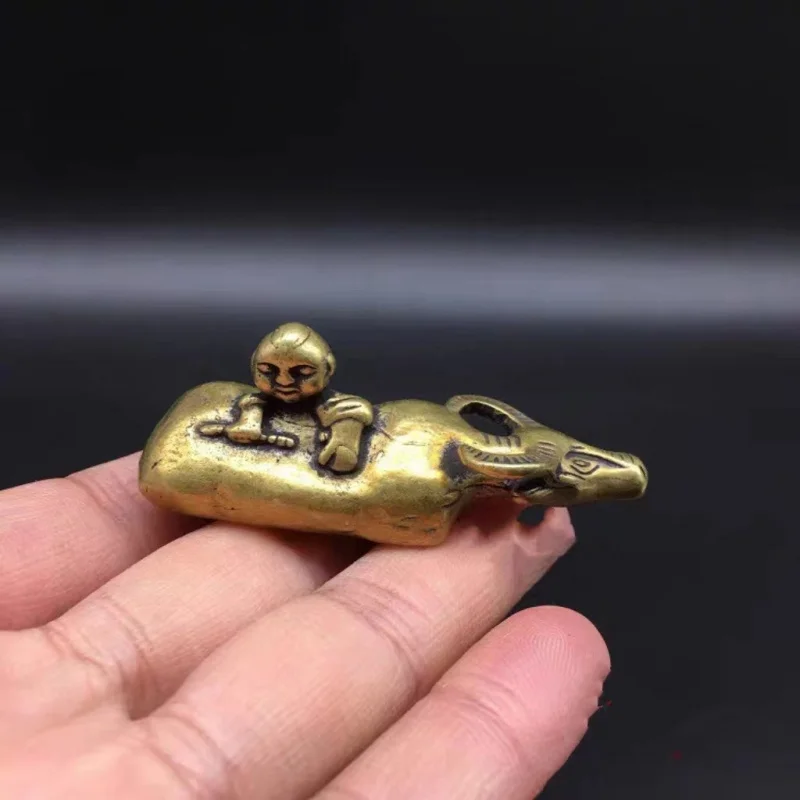 Solid shepherd boy and miniature ornament, cow herding scene, buffalo brass hand piece, stationery paperweight, paper