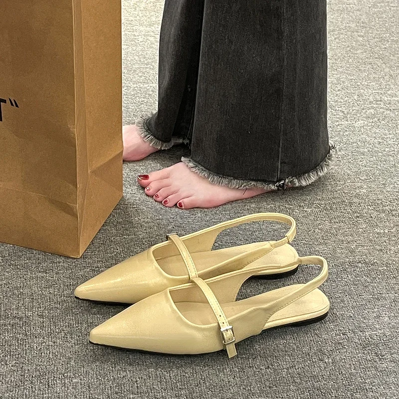 تصميم جديد النساء الفاخرة المخملية الأخفاف موضة أشار تو المتسكعون السيدات 2025 الربيع الأسود الباليه حذاء مسطح النساء الصنادل #6