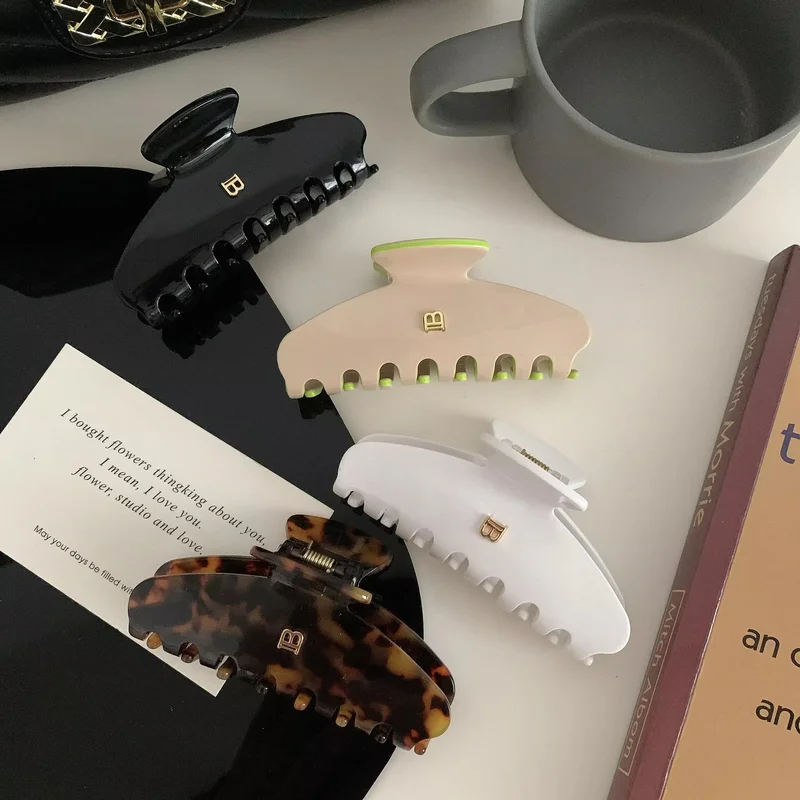 Fashion Korean Style Letter B Arc Acetate Shark Clip for Women Girls High Texture Sweet Hair Claw Clip Versatile Hair Accessorie