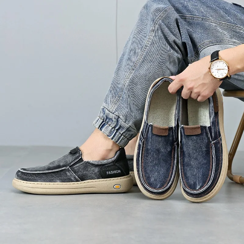 New Quality Denim Cloth Casual Man Shoes Fashion Men's Sneakers Slip on Walking Flats Breathable Lightweight Driving Work Shoes