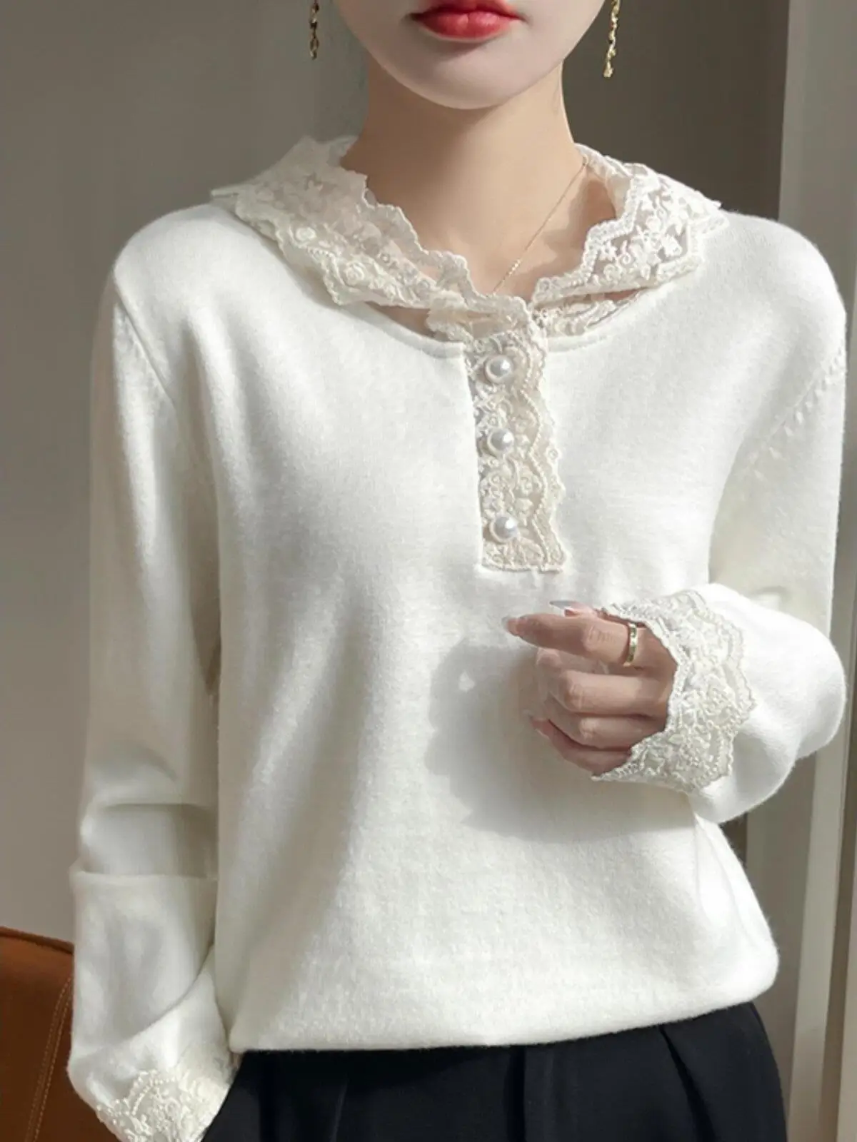 French Style Lace Patchwork Hoodie Women's Knitted Base Layer Loose Fit Spring Autumn Winter Hat Included Sweater