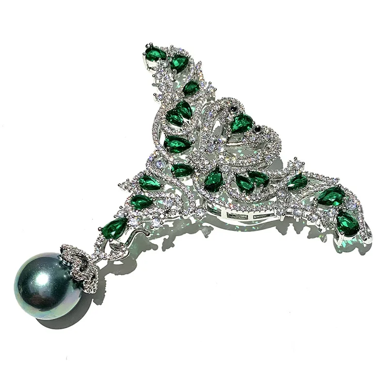 Luxury Gem Swan Green Brooch Noble High-end Clothing Badge Pin Micro-inlaid Zircon High-end Bead Dress Dress Shirt Corsage Gift