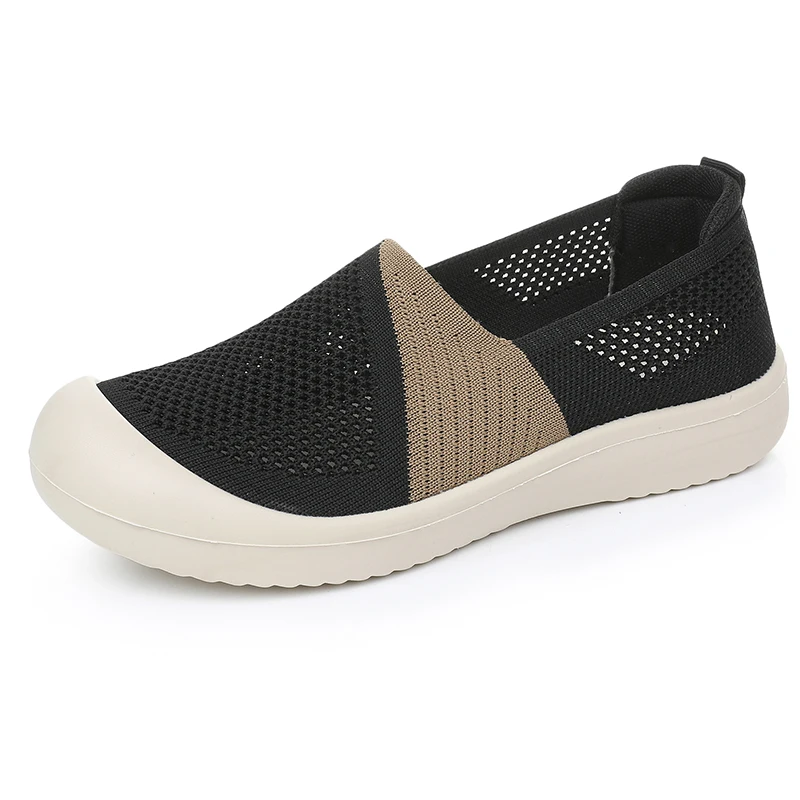 

The new summer women's casual shoes are breathable and comfortable mesh shoes that are easy to wear with one foot