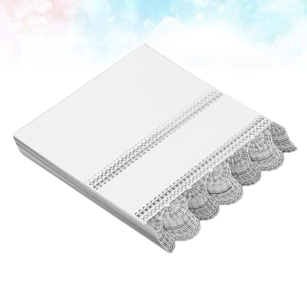 

100Pcs Lace Hollow-Out Place Cards Wedding Party Table Name Card Elegant Banquet Decoration Wedding Party Place Card
