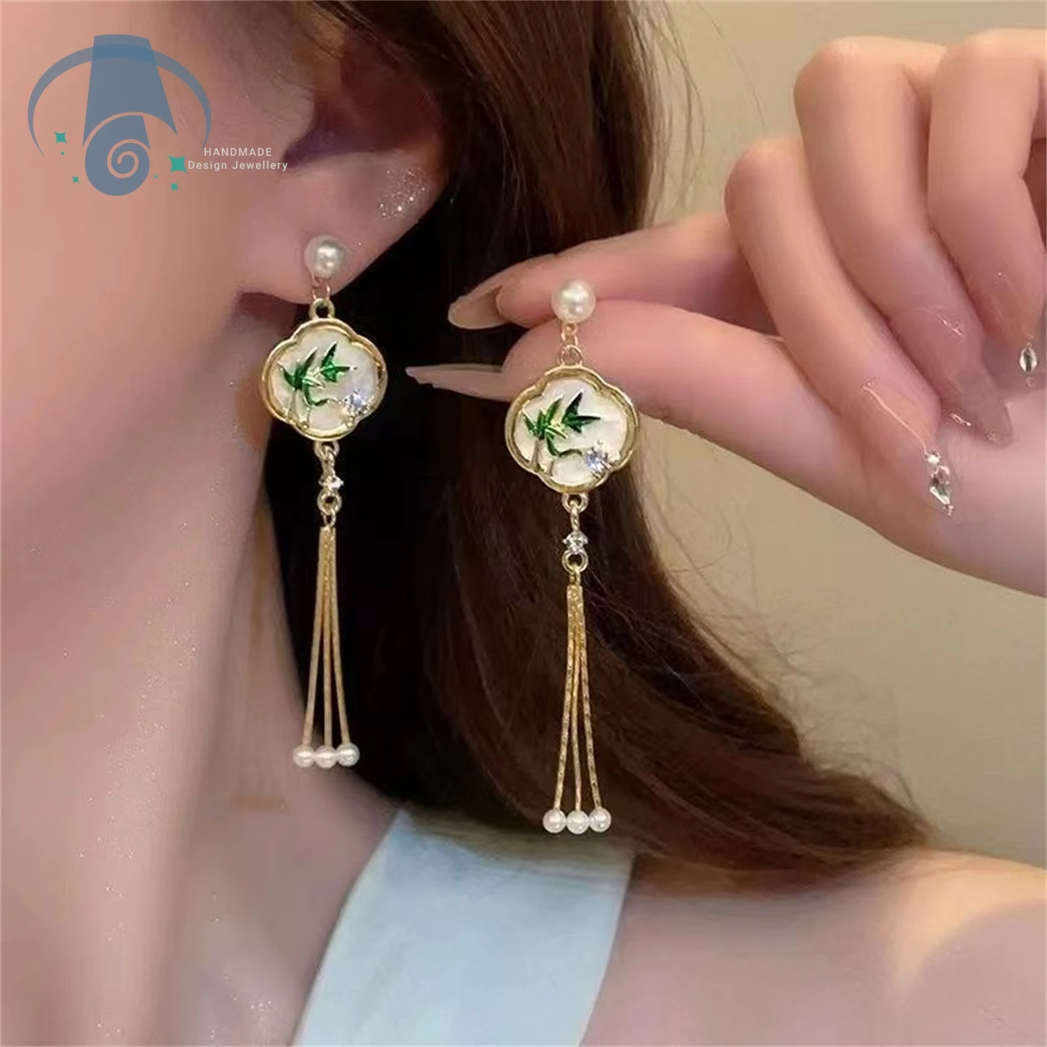New Chinese Style Bamboo Shadow Mother of Pearl Earrings Long Tassel Pearl Dangle Hanfu Accessories Elegant Women Jewelry