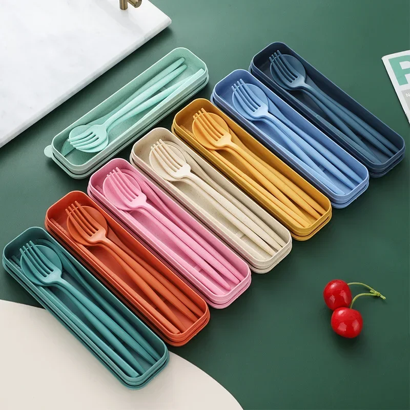 Eco-Friendly Wheat Straw Dinnerware Set with Spoon Fork Chopsticks Cutlery 4 PCS Portable for Travel Kitchen Accessories