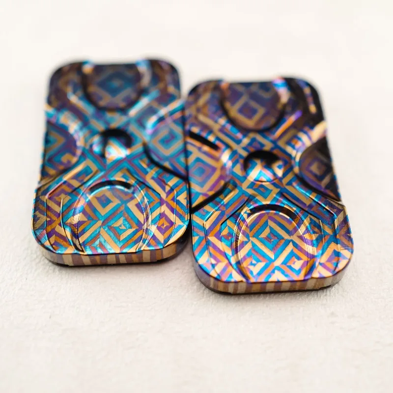 

ZDEDC X3 Unlimited Position Mechanical Metal Magnetic Fingertip Card Pusher Desktop Decompression Toy