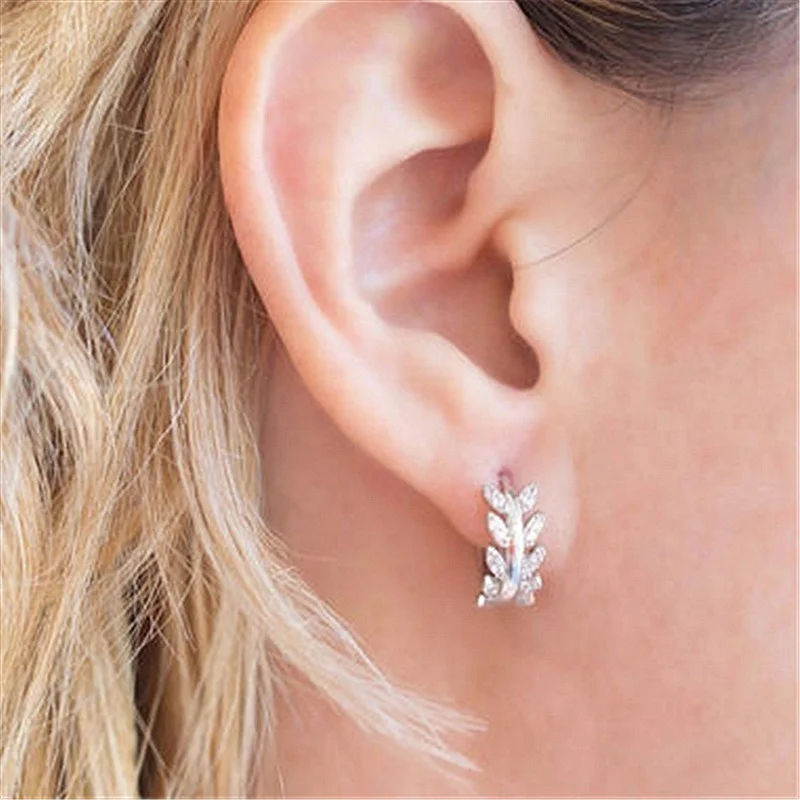 925 Sterling Silver Hot Selling Leaves Full Zircon Hoop Earrings Female Fashion Simple Gorgeous Jewelry Valentine Gift