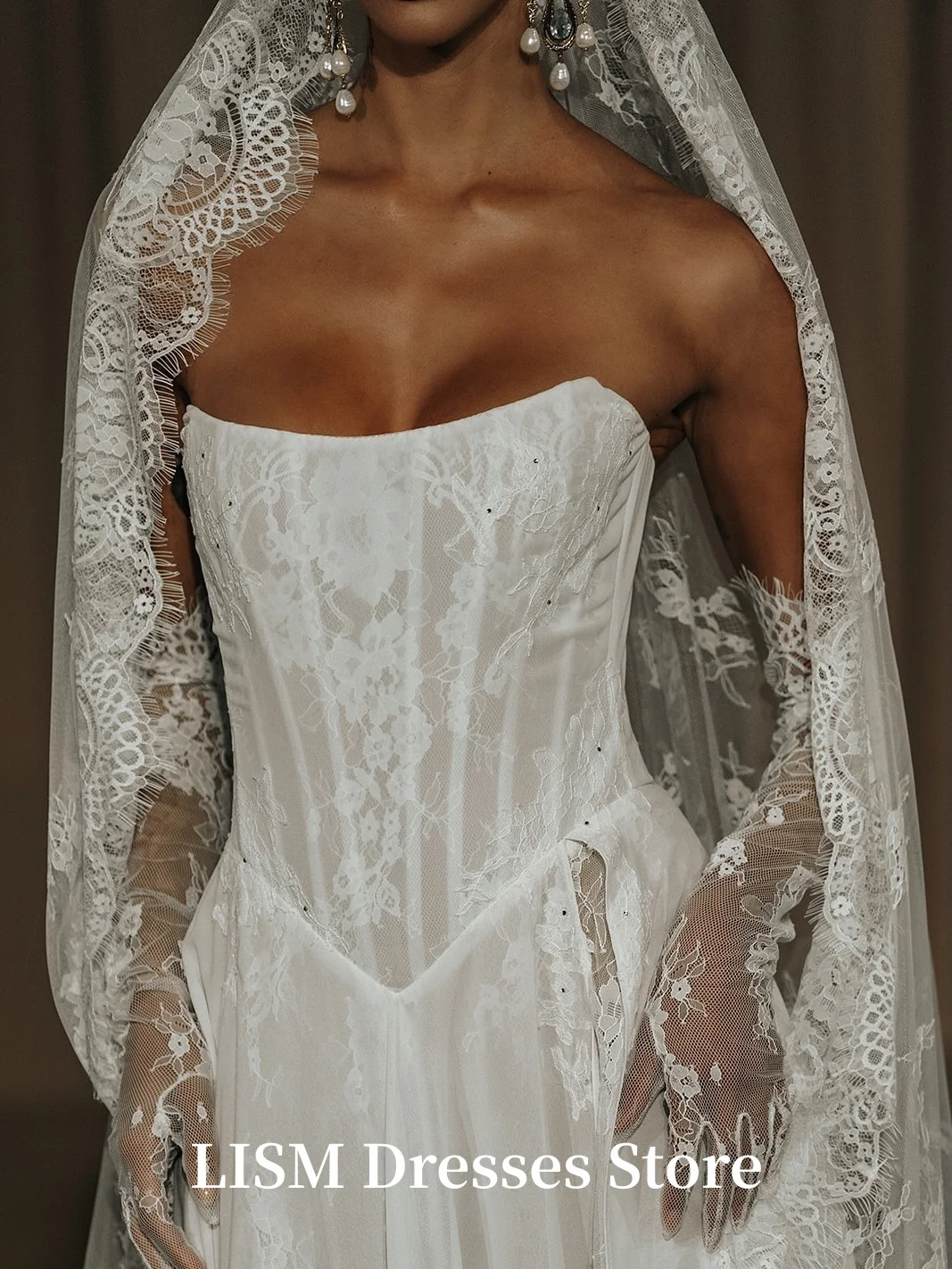 LISM Trägerlose A-Linie Brautkleider Seide Spitze Ehe Elegante lange maßgeschneiderte Brautkleider für die Braut Luxus Robe de Mariée