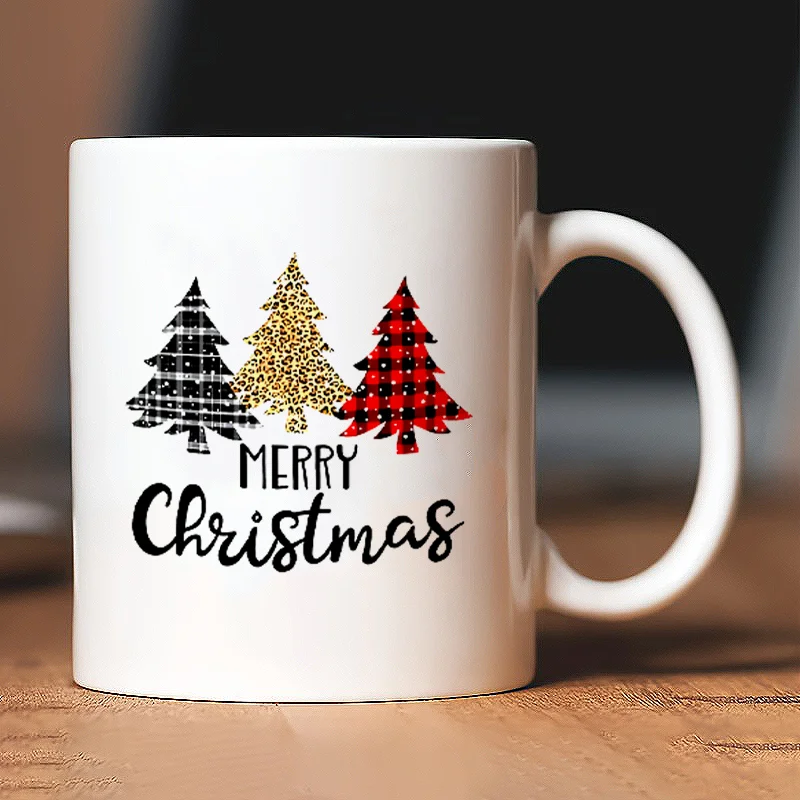 

1 pc, Festive Christmas Tree Ceramic Mug, "Merry Christmas" Coffee Mug, Insulated Reusable Coffee Mug for Home and Kitchen