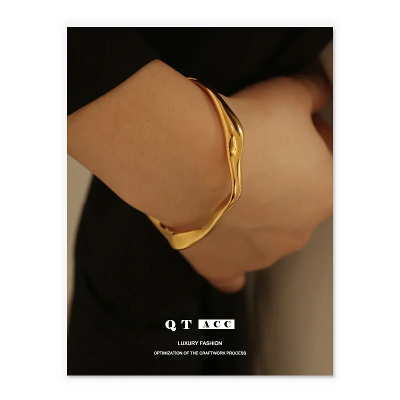 High Color Retention Brass Plated Real Gold European and American Magazine New Fashionable Irregular Smooth Opening Bracelet Bra