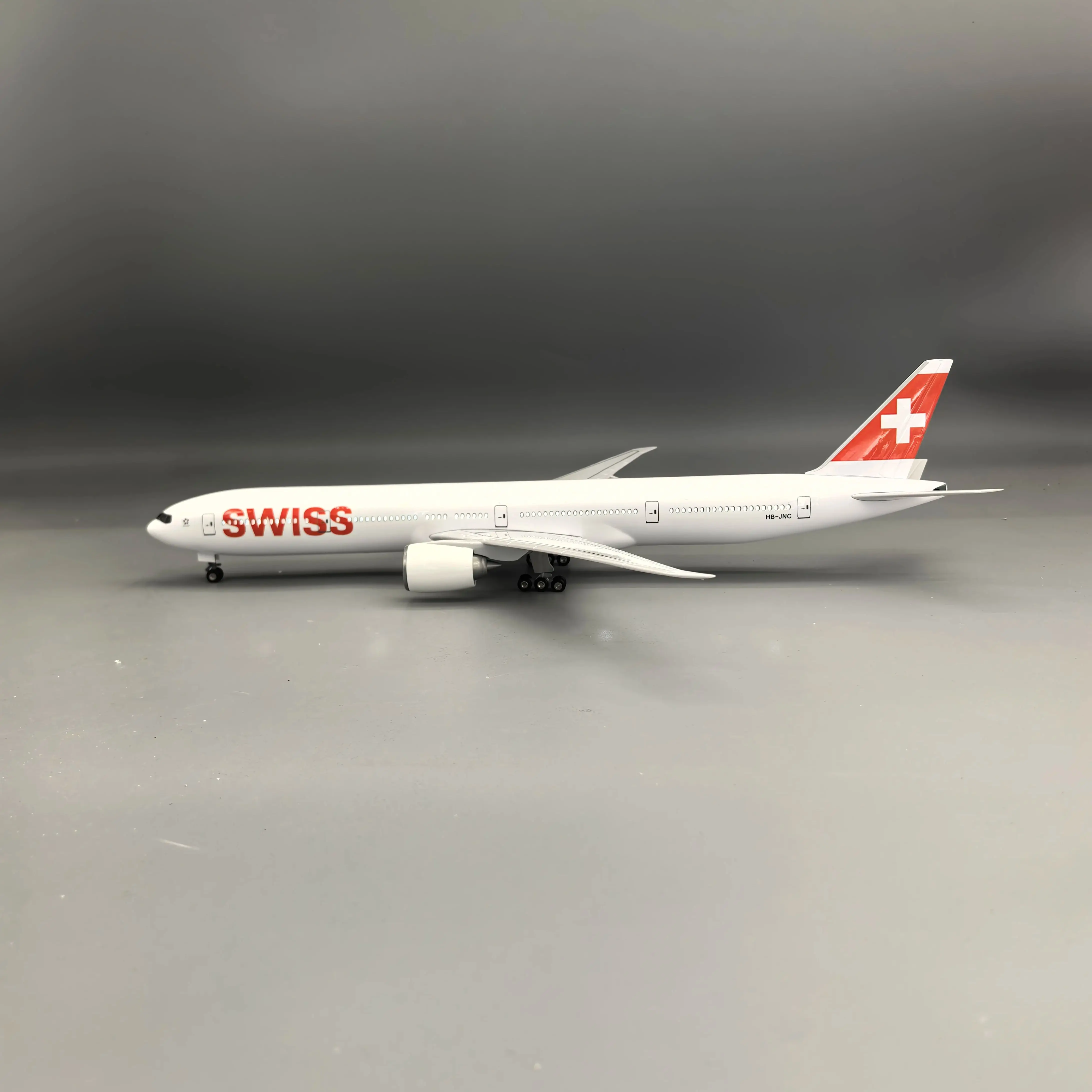 

Decor B777 1/157 Scale 47cm Swiss Airways Airplane Model With LED Light & Wheels Diecast Resin Plane Home Collection