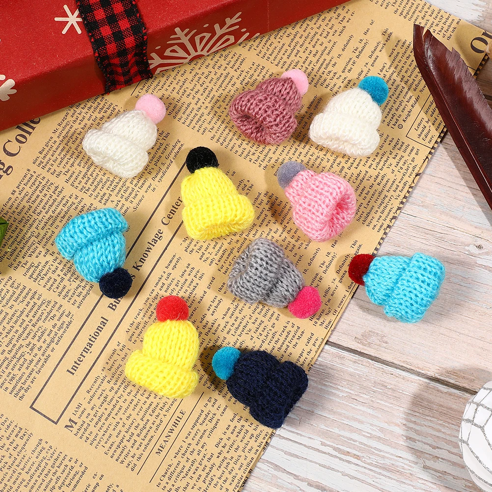 

12pcs Mini Beanie Replaceable Hats Craft Small Miniature Tiny Woolen Yarn Decorative Accessories Christmas Tree Pendants