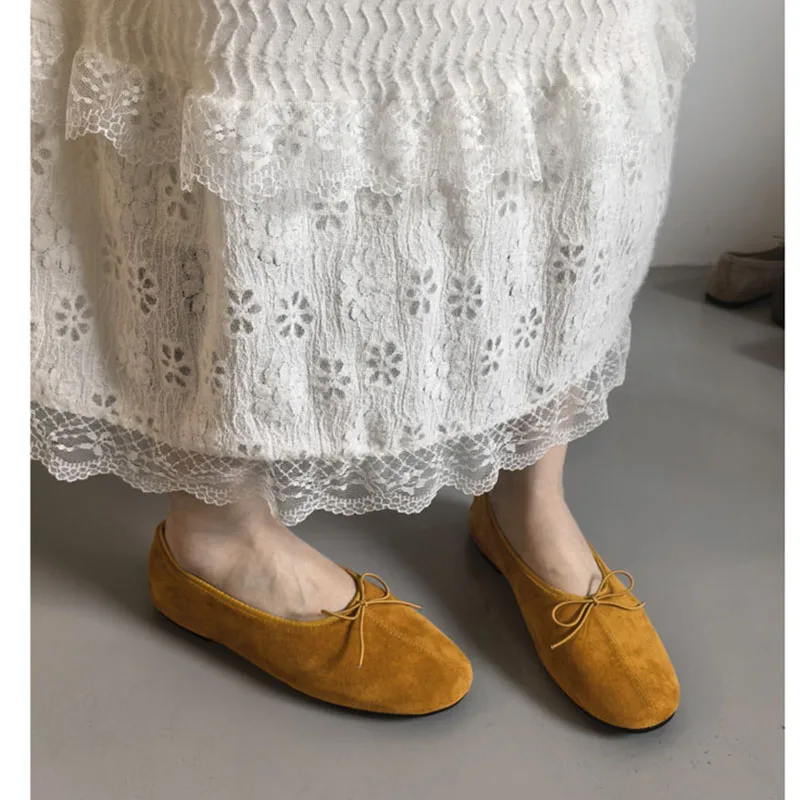 Neue Herbst-Frühlings-Damenschuhe, flache Ballerinas, weiche runde Zehenpartie, modische flache Slipper für Damen. – Detail 4
