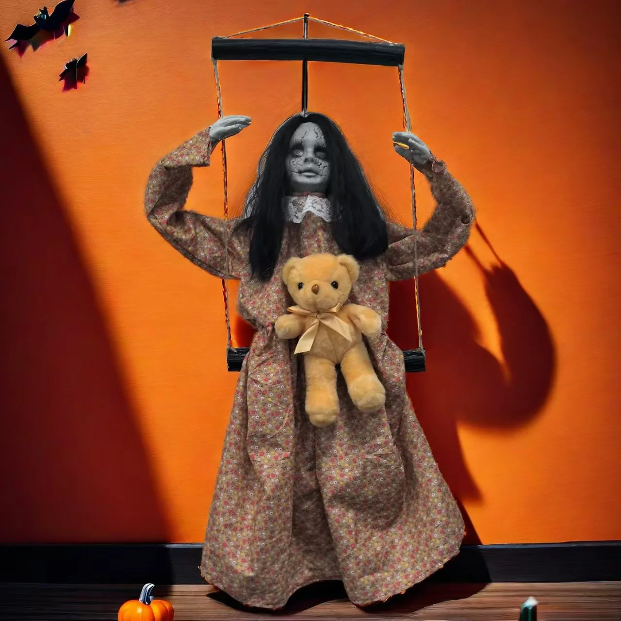 

Halloween female ghost puppet venue layout props scary pendant courtyard secret room atmosphere layout props