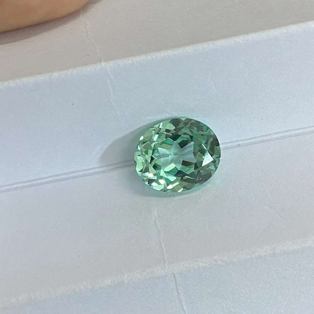 Oval Cut 10x12mm Light Vivid Green Corundum Sapphire Lab Created Loose Gemstones For Jewelry