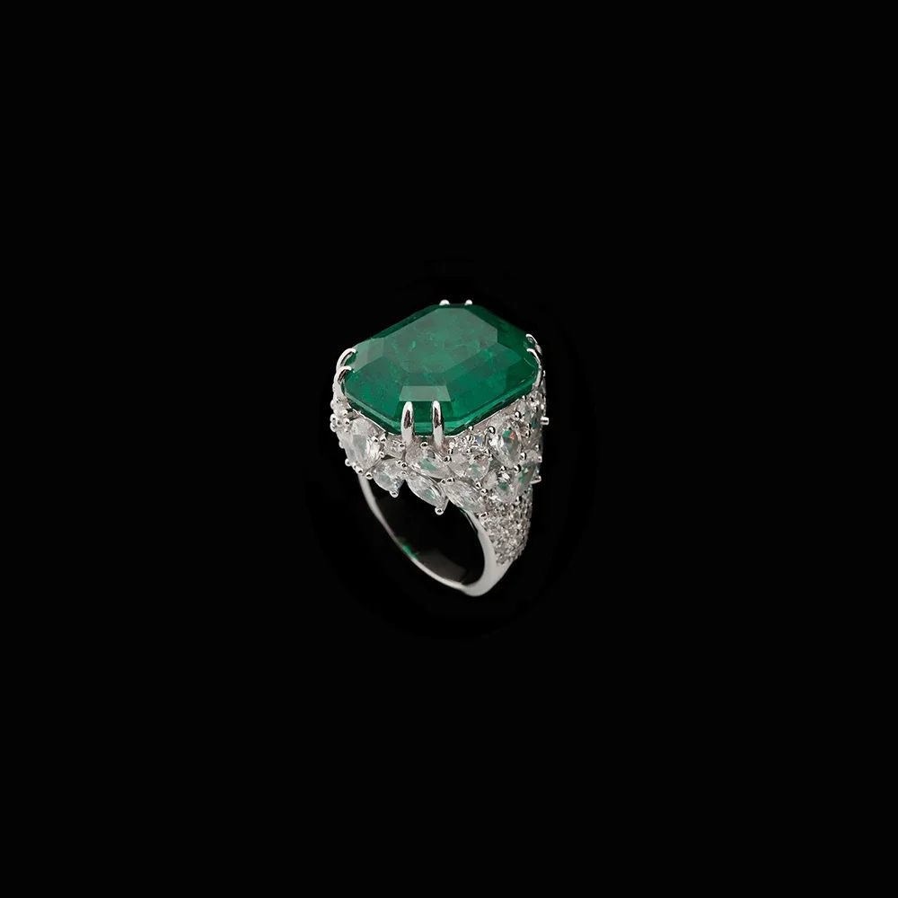 

AB/925 Sterling silver inlaid square luxury green zircon classic elegant fashion women's banquet ring.