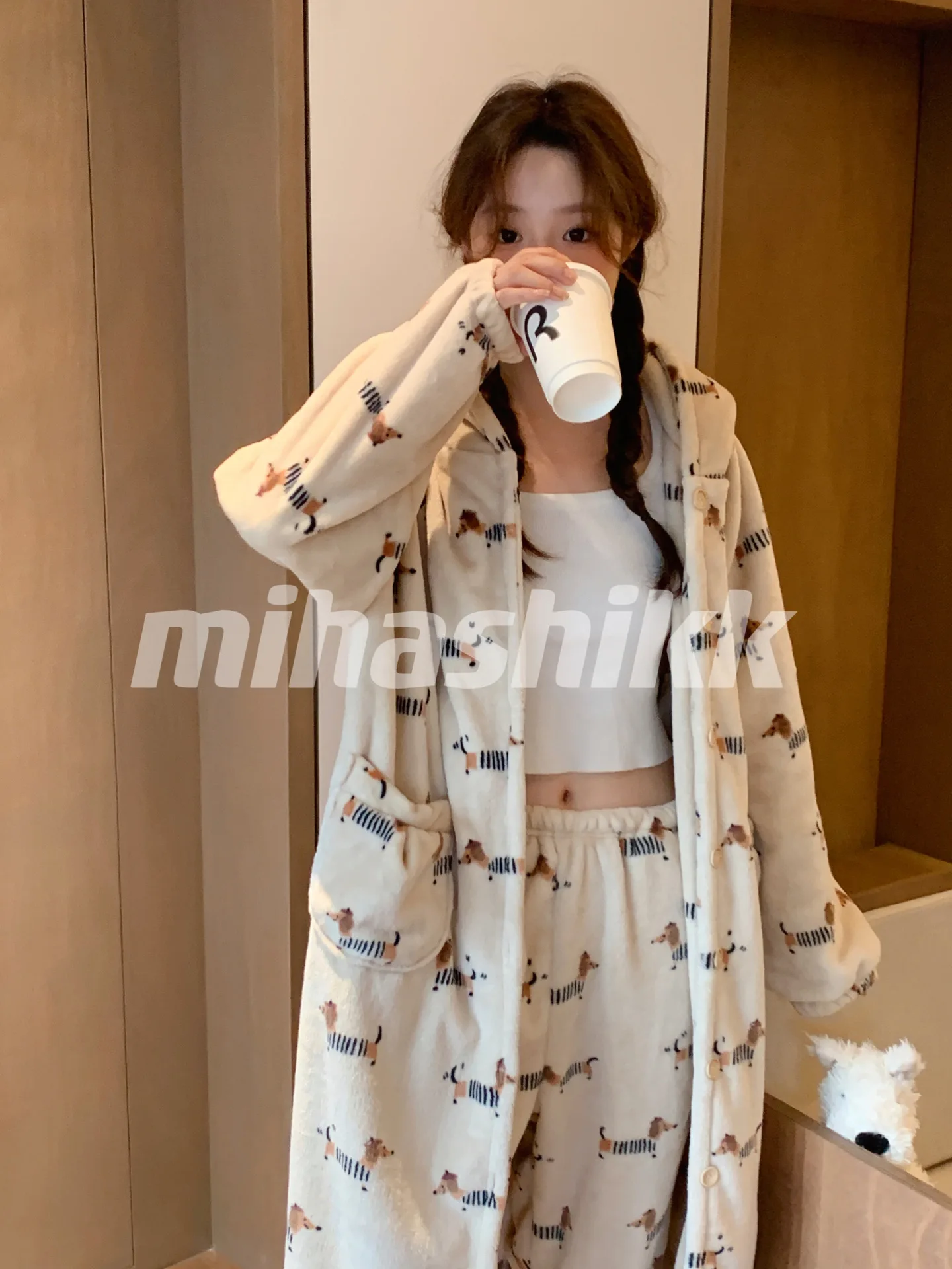 Fall Winter 2023 Women\'s Robe Cute Dachshund Print Fleece Thick Night-robe Nightgown Hooded Pockets Long Robes 39925