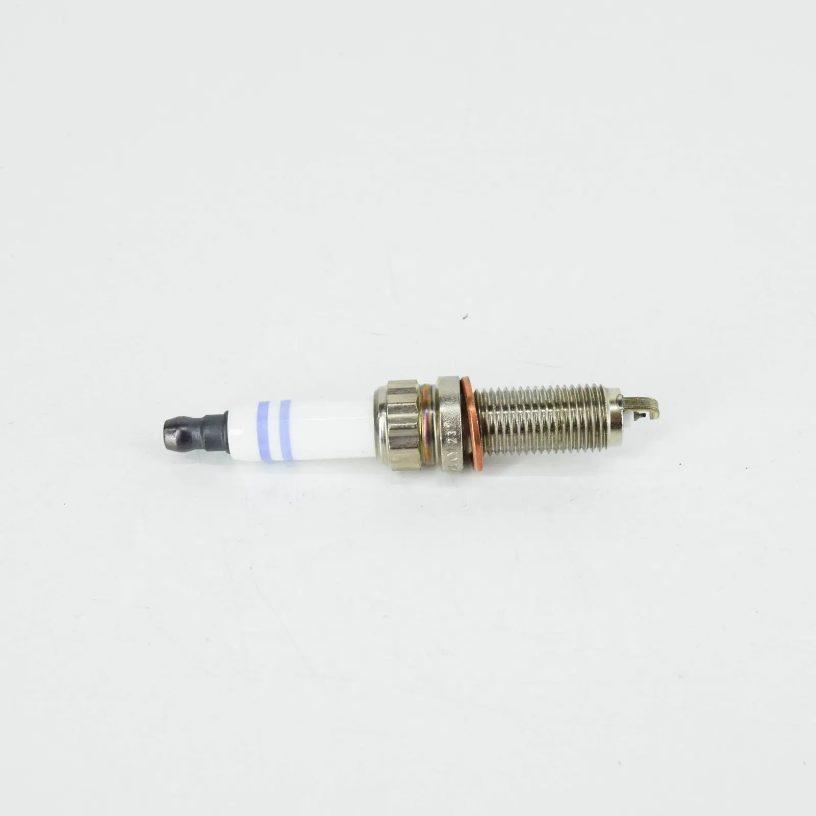 A0041598103 Genuine Spark Plug For Mercedes Benz E CLS R GLE S SLK A2781590100 A0041596403