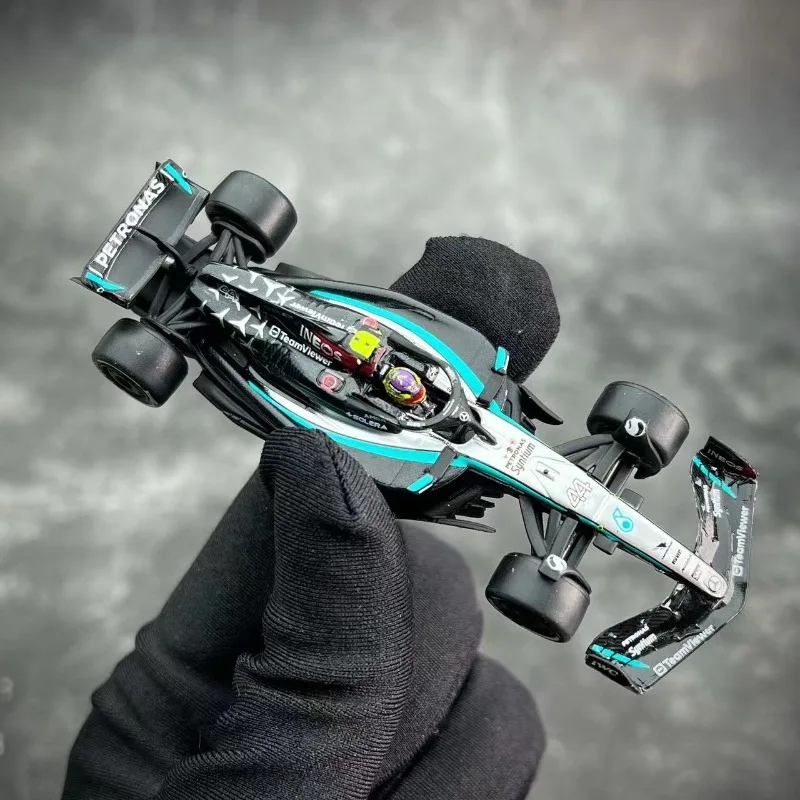 spark-1-64-amg-f1-Equipe-w15-2024-no-modele-de-voiture-en-alliage-moule-sous-pression-hamilton-44-cadeau-d'anniversaire-pour-amis-adulte-a-collectionner