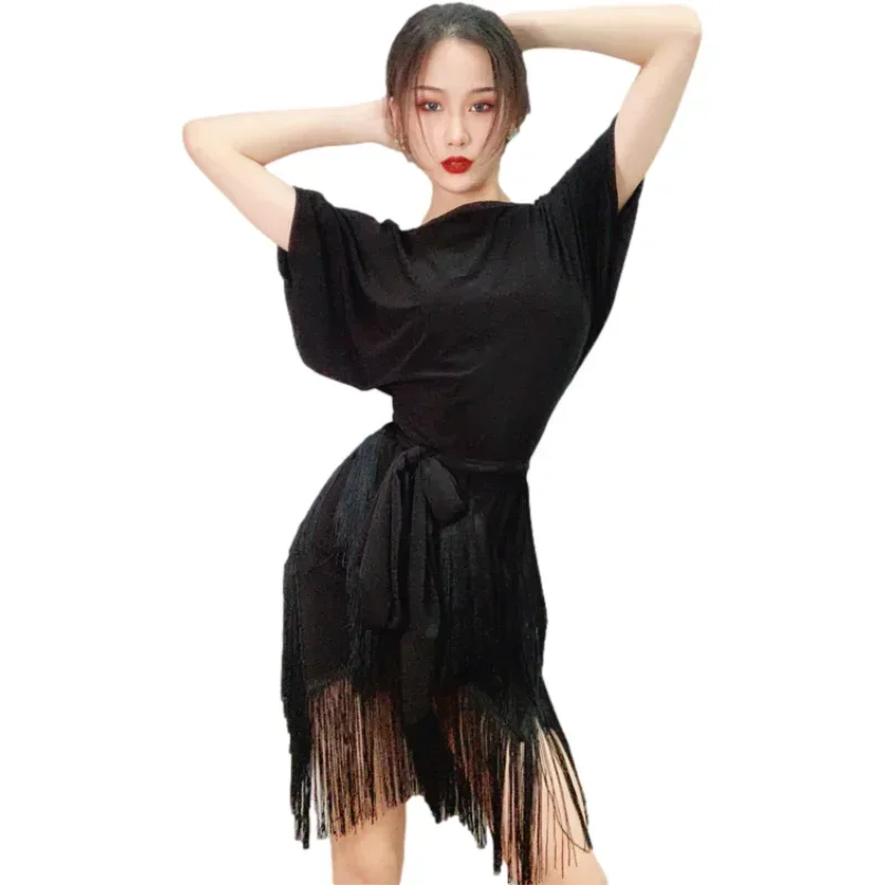 Vestido de dança latina preto feminino adulto emagrecimento solto vestido de treinamento de manga curta de alta qualidade saia de franja de uma peça vestido de dança