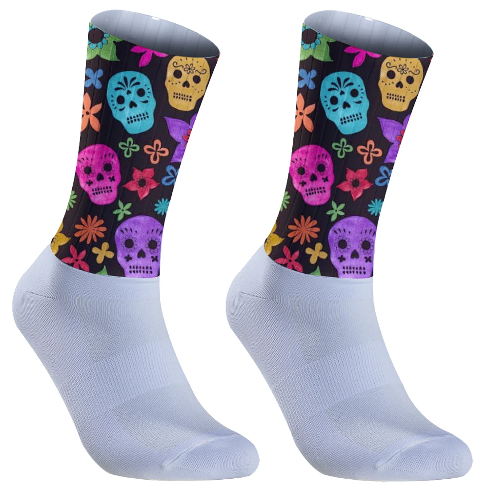 Chaussettes de sport à séchage rapide pour hommes et femmes, fitness dans le tube, chaussettes de cyclisme, course à pied, Halloween, à intervalles moyens, nouveau, 2024