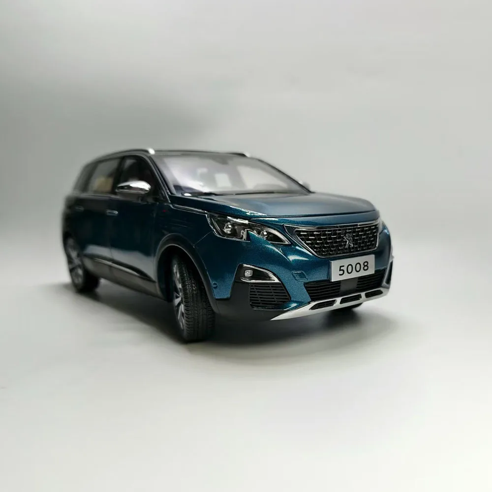 Static Die Casting 1:18 Scale Simulated Peugeot 5008 Alloy Wagon