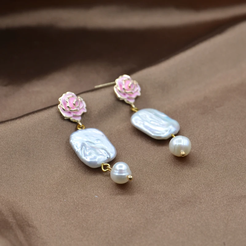 أقراط لؤلؤية إبداعية جديدة متعددة الأشكال لعام 2025 مناسبة لهدايا حفلات أعياد الميلاد اليومية