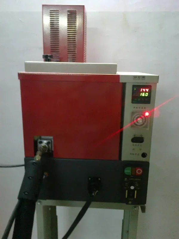 Small hot melt adhesive machine (3-5L hot melt adhesive machine)