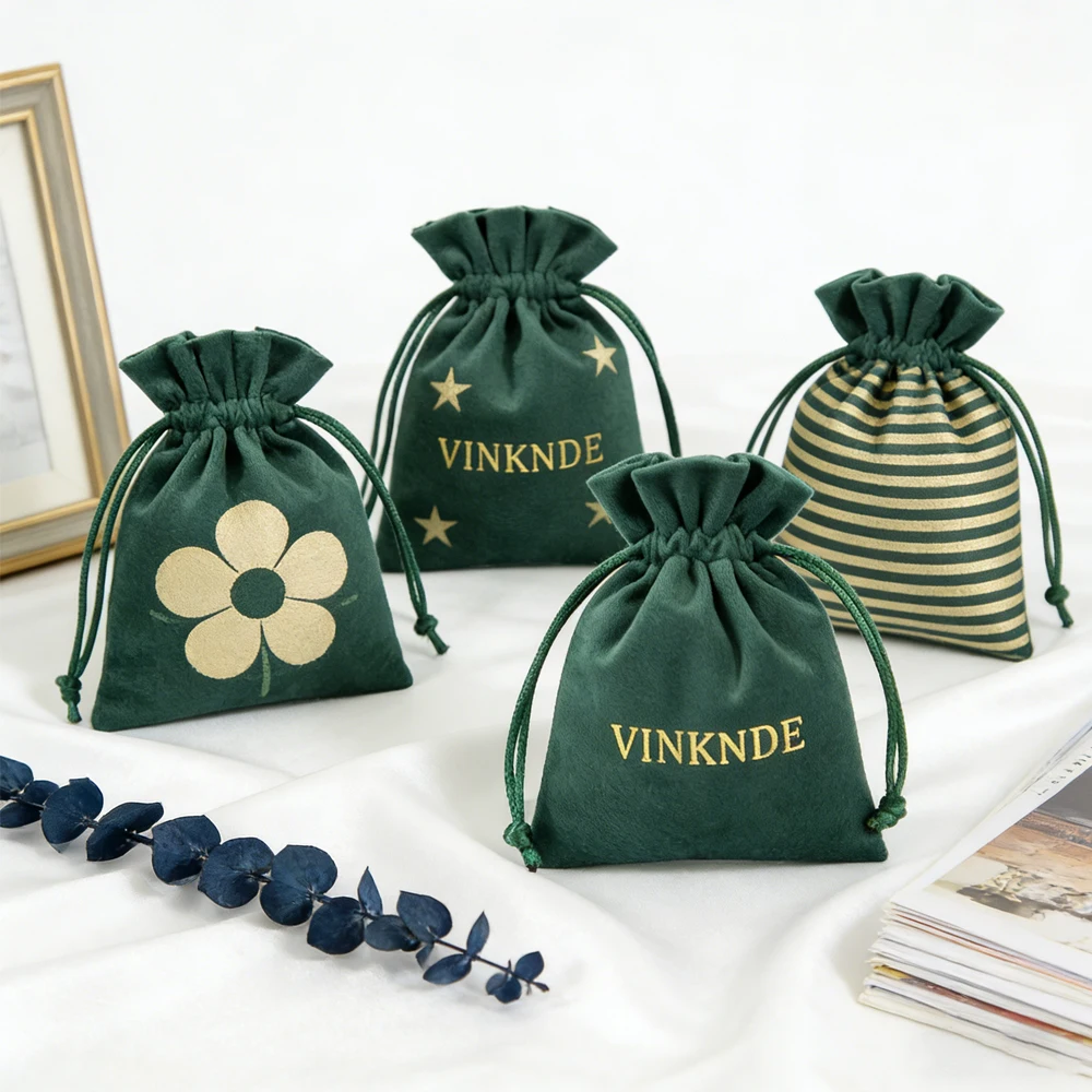 

50/100 Мягкие бархатные мешочки на шнурке из замши с индивидуальным логотипом для упаковки браслетов и ожерелий, подарочные саше для свадебных сувениров