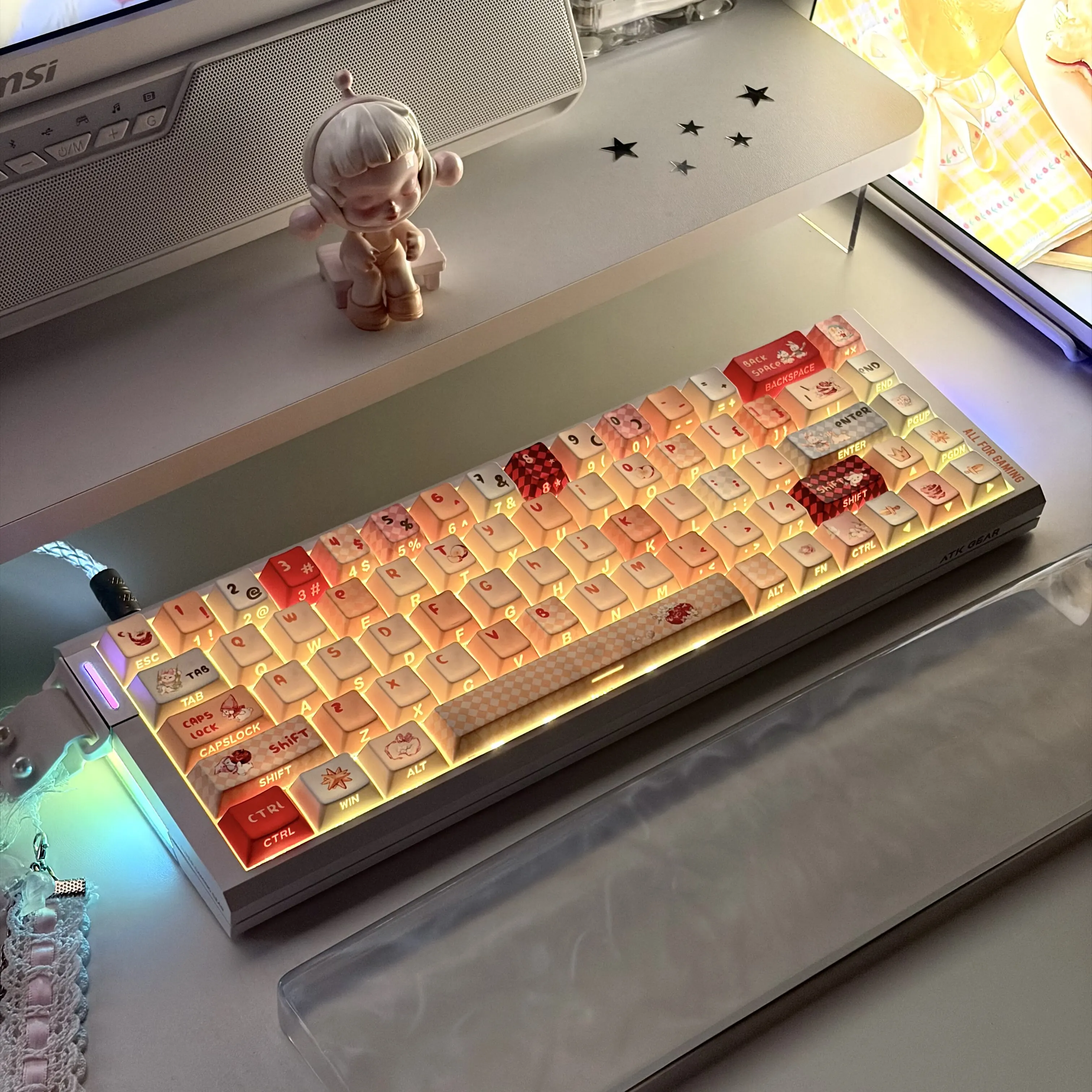 MAIMOOO Keycaps Snow Rabbit Rabbit Cherry Side Engraved Translucent MOA PC Material Jade Grease Texture Keycaps