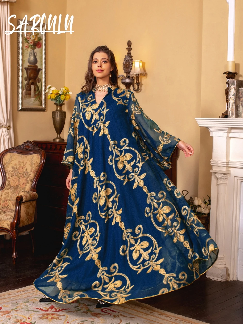 

Dubai Golden Details Plus Size Evening Dress Party Muslim Long Sleeves Banquet Women Wear Fast Shipping Dancing Prom Gown