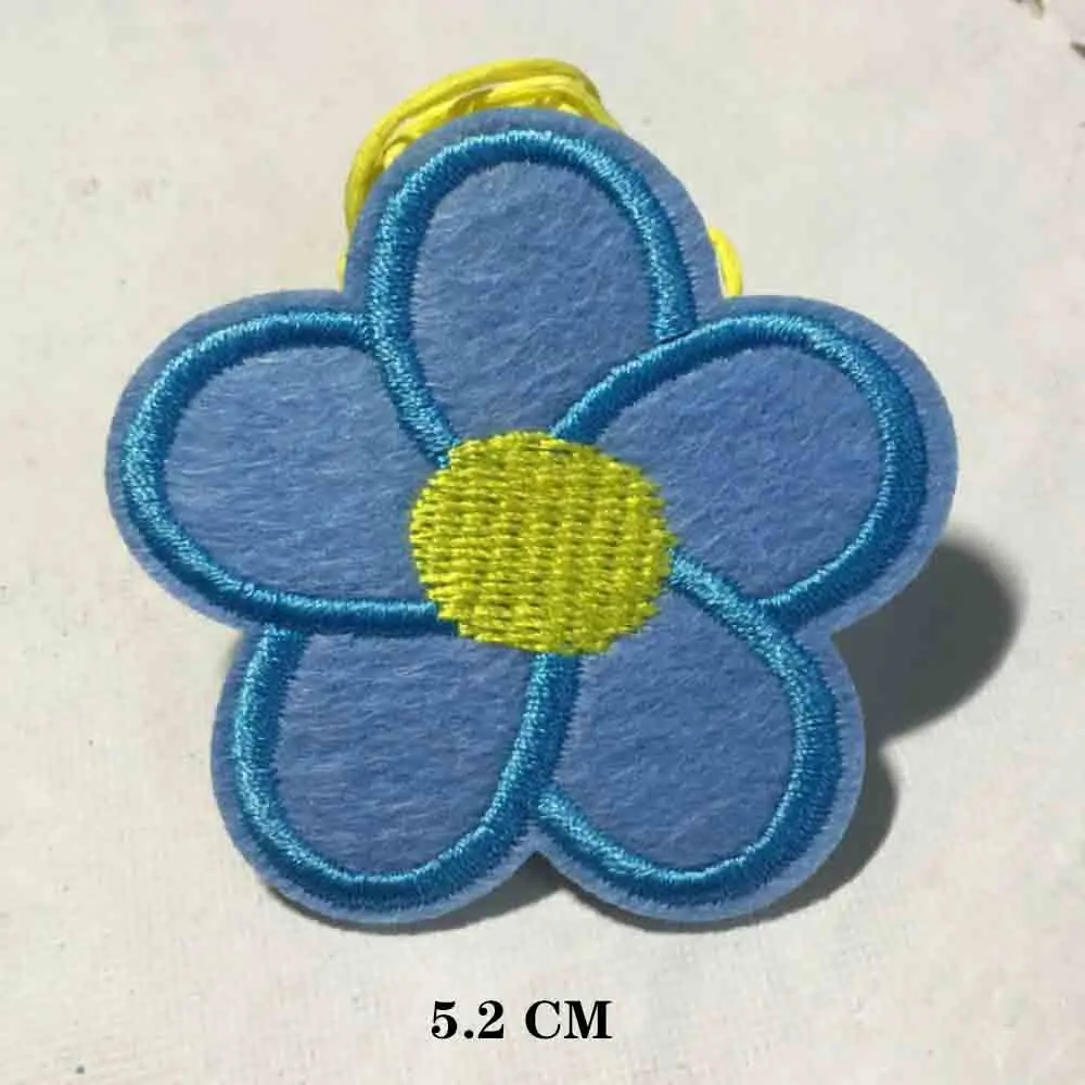 10 Stück bestickte Aufnäher mit fünf Blütenblättern zum Aufnähen für Kinderkleidung, Taschen, DIY-Dekoration, Blau, Grün, Orange, Rosa, Rot, Gelb – Detail 2