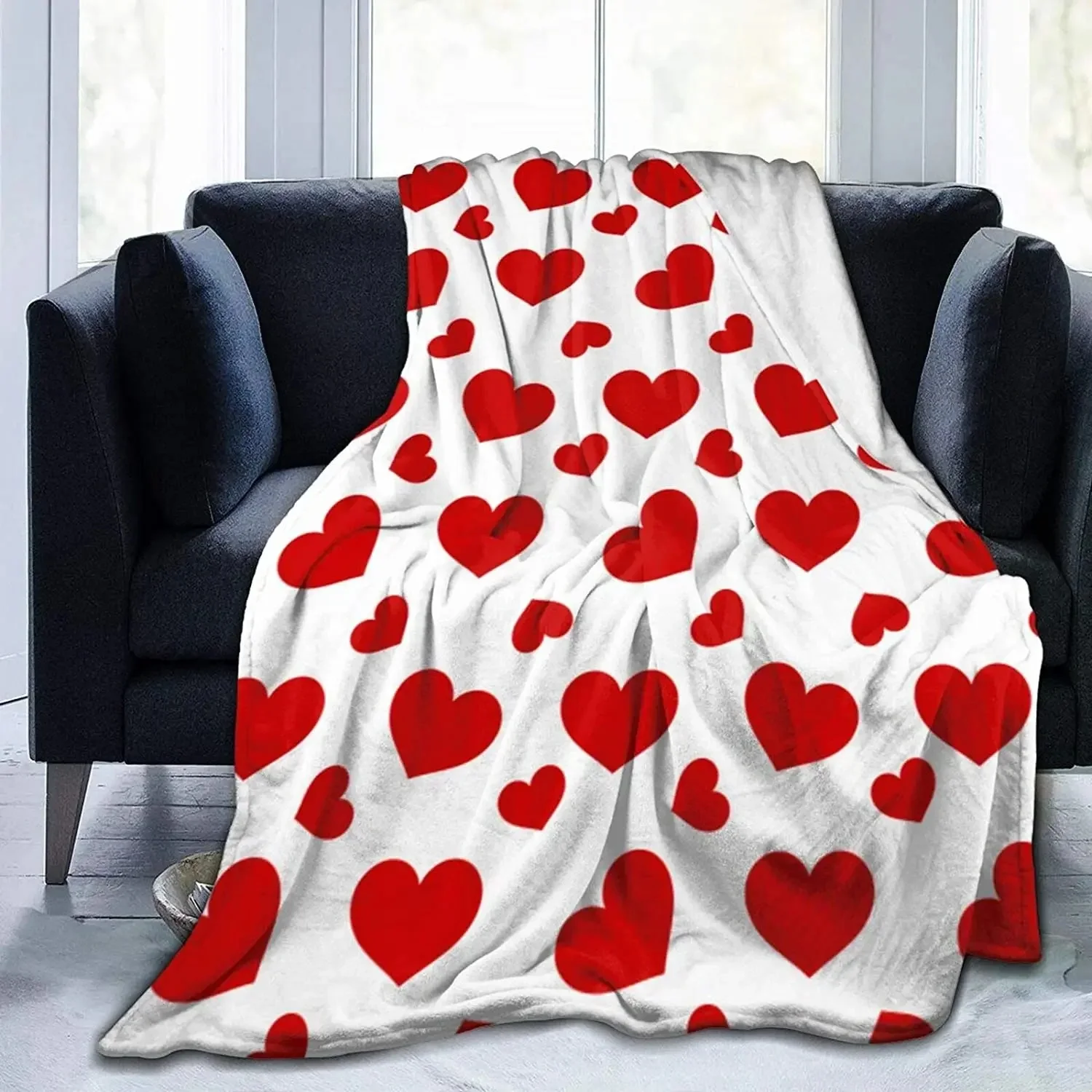 Love Hearts Throw Blanket Valentine's Day Cute Red Decorative Flannel Throw Soft Cozy for Couch Bed Sofa All Season