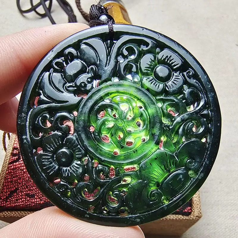 

Flowers Bloom Rich Pendant Double-sided Medicine King Stone When To Run Necklace