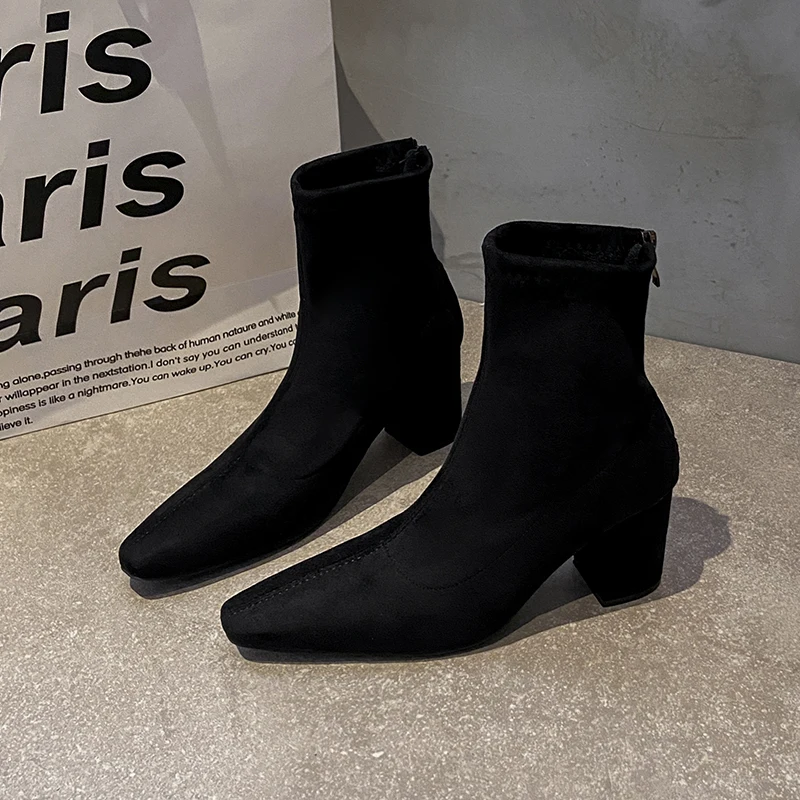 

Winter new Style short boots for Women outdoor wear fashionable and versatile square heel casual and elegant single shoes, 2025.