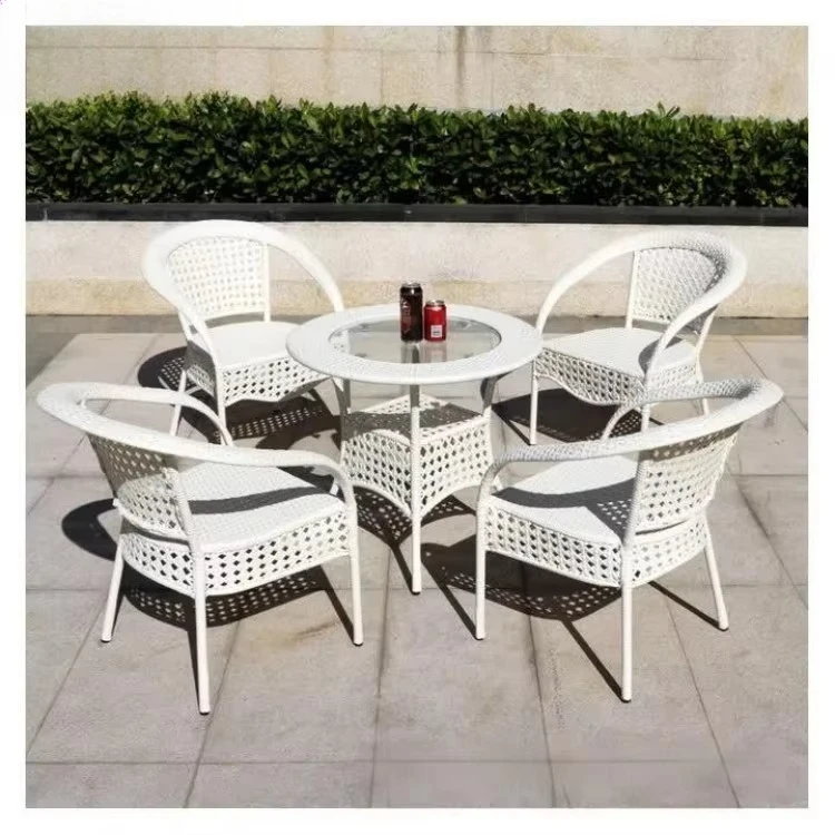 Outdoor Dining Table Set Aluminum Frame Glass Desktop PE Rattan Stackable Chair UV Protection Environmental Protection 4 Seats