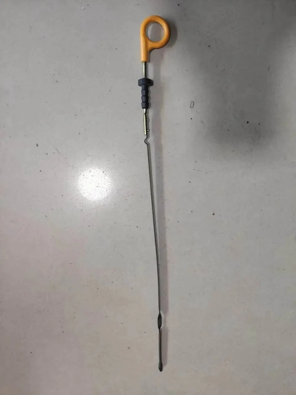 693175 DIPSTICK FIS BS 386447 385447 381447 380447 356442 351447 350447 305442 303442 295447 303447 أجزاء المحرك #1