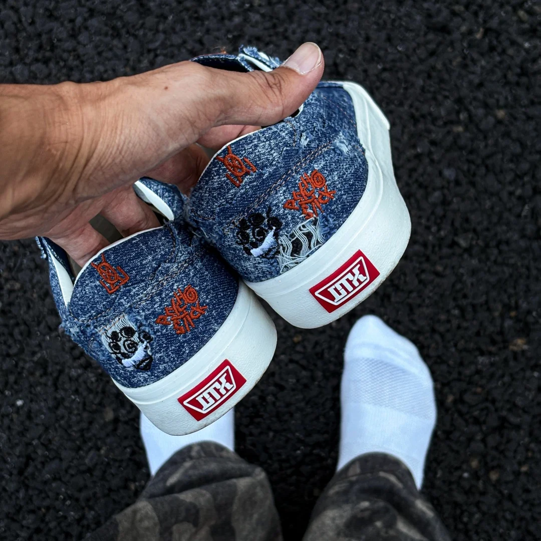 Blue Low‑Top Washed Ripped Canvas Skate Shoes, Breathable Wear‑Resistant Fashion Trendy Versatile Outdoor Casual Sneakers for Me