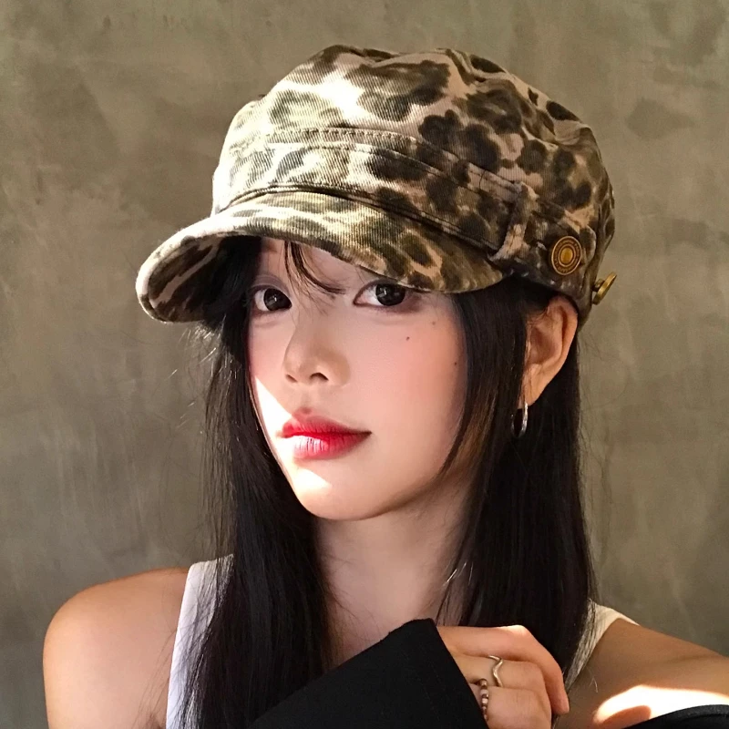 

American Retro Leopard Print Flat Top Berets Y2K Spring Autumn Travel Niche Versatile Show Face Small Retro Newsboy Hats Women