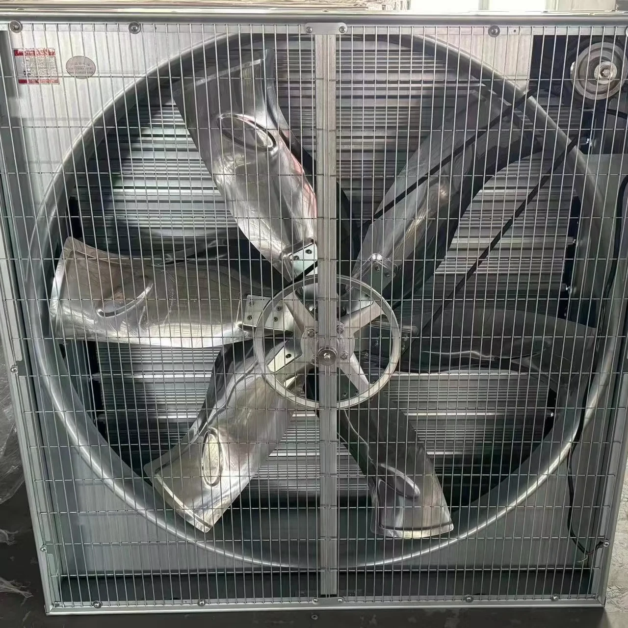 

Подвесной промышленный заводской вентилятор Вытяжной вентилятор Вентиляторы для подвала Вентиляторы для теплицы Тепловытяжка Охлаждающий вентилятор для куриной фермы