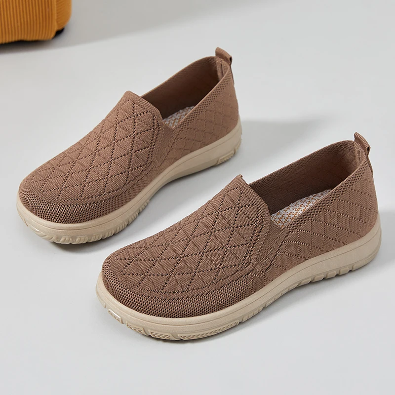 

Women's Shallow Mouth Flat Shoes Spring Summer Versatile Slip-On Breathable Casual Cloth Shoes Soft Sole Comfortable Mom Shoes