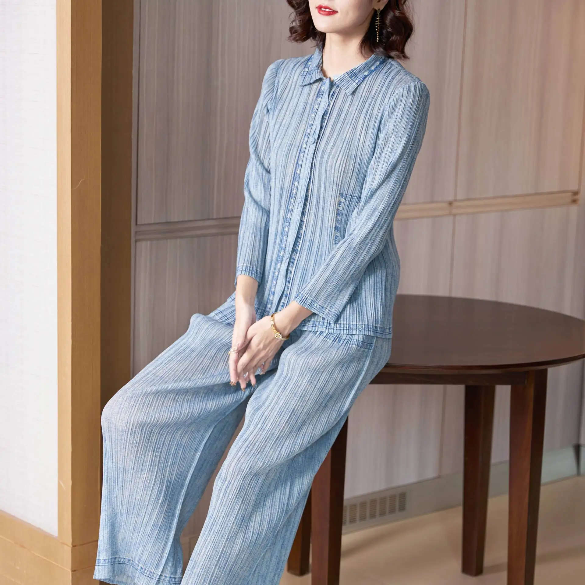 Woman Clothes Set Fall Fashion Denim Colour Print Stretch Slimming Miyake Pleated Shirt Top Straight Pants Two Piece Suits