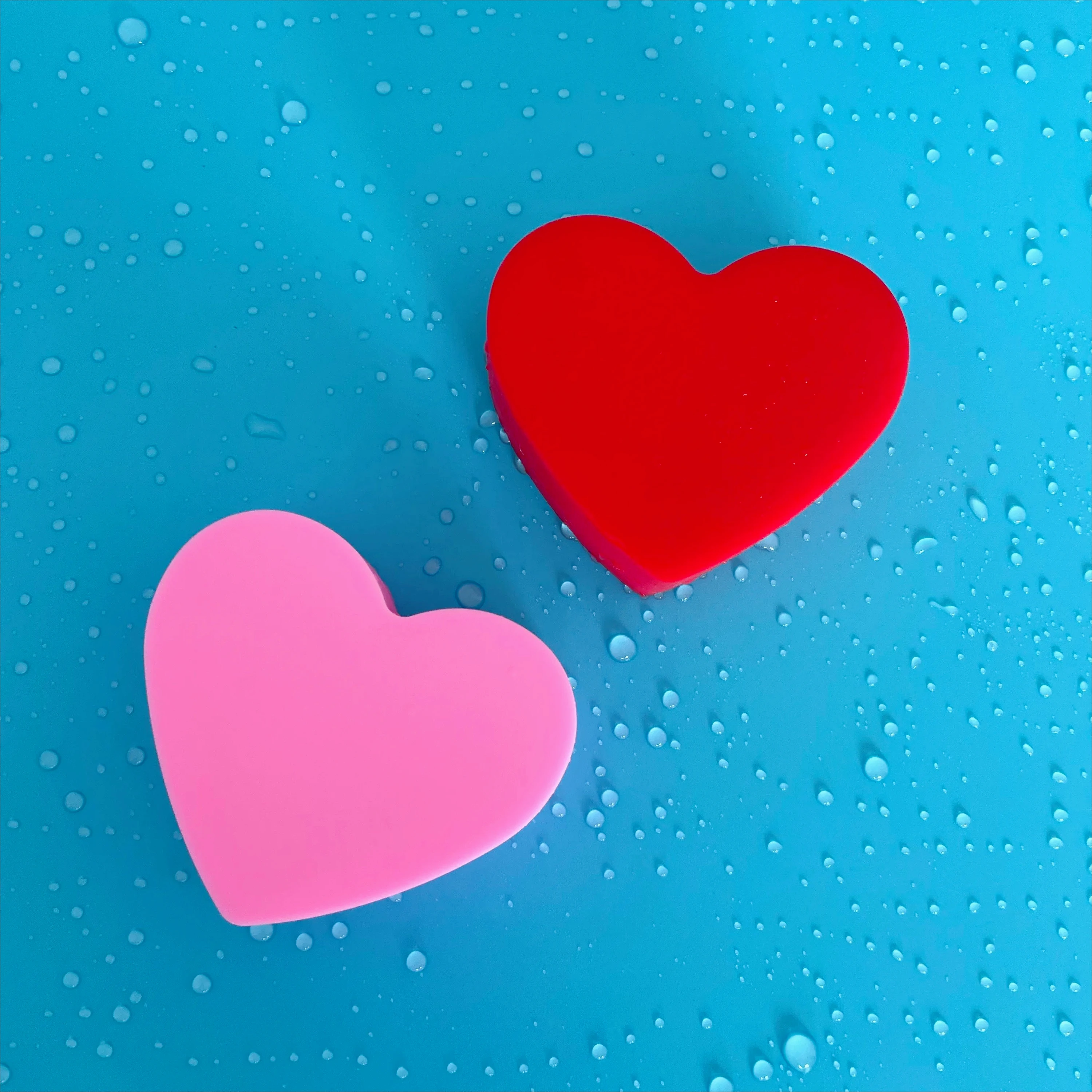 

Heart Shape Silicone Storage Case Silicone Ashtray