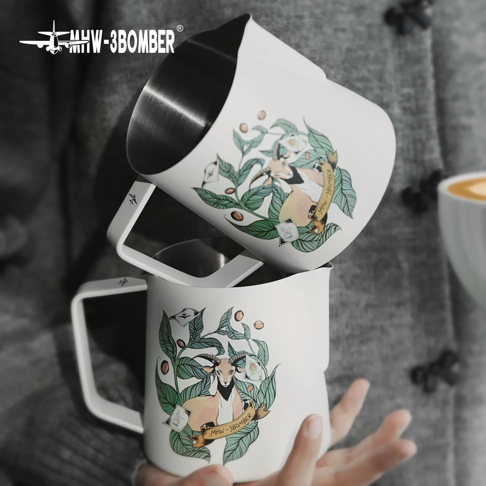 

MHW-3BOMBER Milk Frothing Pitcher 600ml Milk Frother Cup for Barista 304 Stainless Steel Espresso Steaming Pitchers Coffee Tools