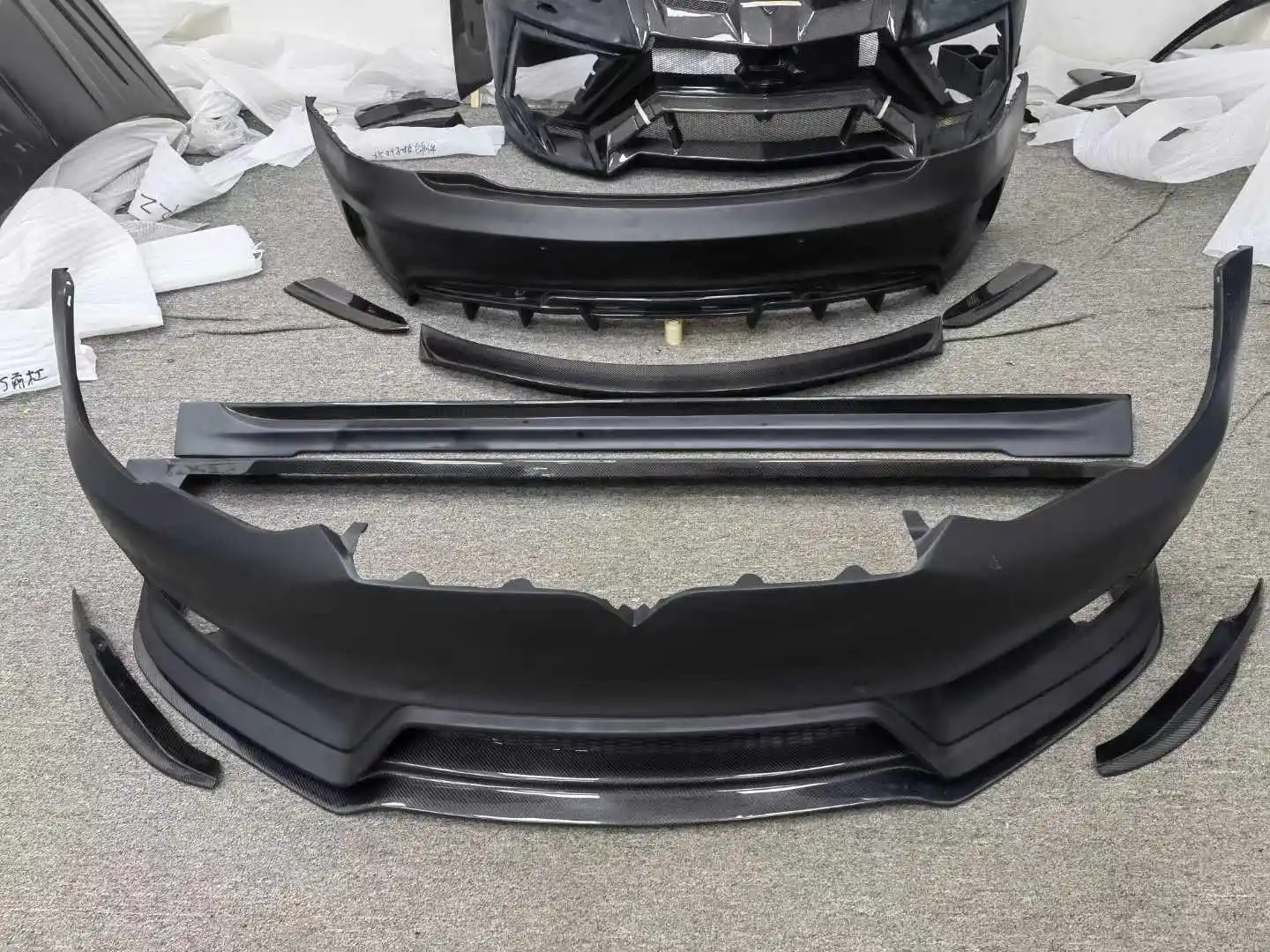Custom Products High Quality PD Style CF+FRP Body Kit forTesla Model S Includes Front Bumper Rear Bumper Side Skirts Spoiler