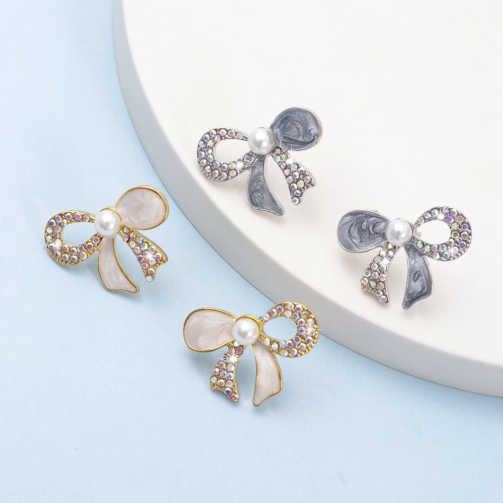 

Fashion Zinc Alloy Inlaid Shiny Rhinestone Imitation Pearl Oil Drop Bowknot Stud Earrings For Women Retro Party Holiday Jewelry