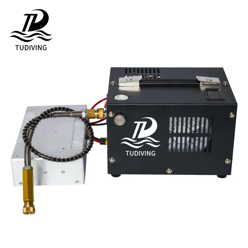 TUDIVING ODM High Quality 300bar 4500psi 12V Water-oil Separator 110V 220V     A Fast Inflator Diving PCP Paintball Air Compress